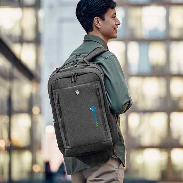 C611715 VICTORINOX® JOURNEY COLLETION CROSSING